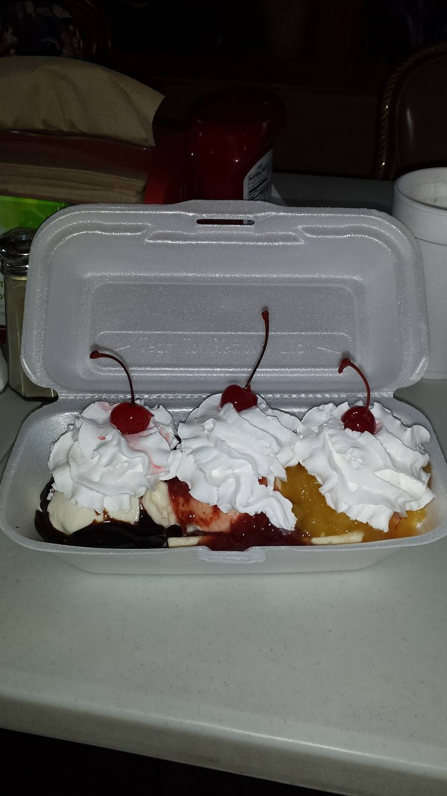 Friends & Company Restaurant | restaurant | 7120 Blue Springs Pkwy, Mosheim, TN 37818, USA | 4234224225 OR +1 423-422-4225