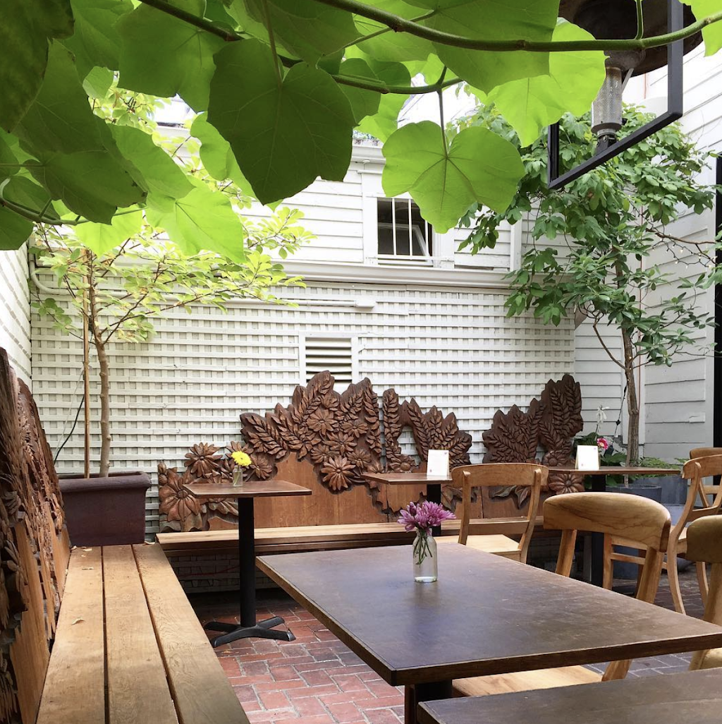 Bar Vacilando | restaurant | 405 15th Ave E, Seattle, WA 98112, USA | 2064201584 OR +1 206-420-1584