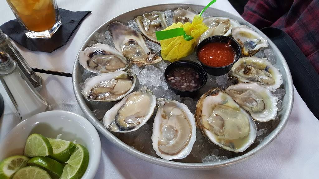 Michaels Cafe | restaurant | 2119 York Rd, Timonium, MD 21093, USA | 4102522022 OR +1 410-252-2022