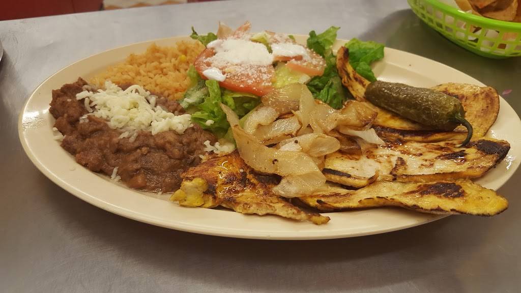 El Gallito Restaurant | restaurant | 3425 E 1st St, Los Angeles, CA 90063, USA | 3232660127 OR +1 323-266-0127