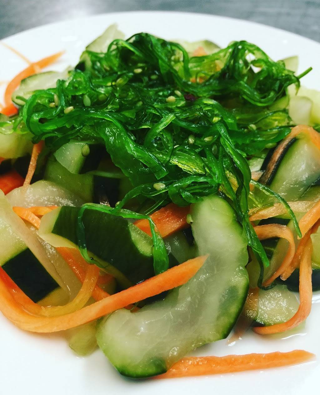 Kanpai Sushi Bar And Fusion | restaurant | 2166 S Highland Ave, Jackson, TN 38301, USA | 7314231512 OR +1 731-423-1512