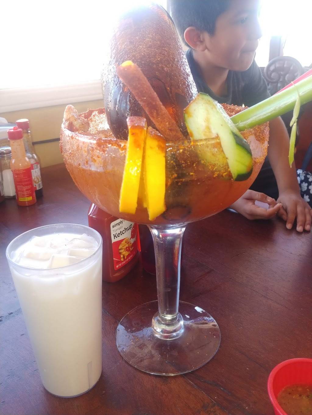 Los dos potrillos restaurant | restaurant | 301 E Alisal St, Salinas, CA 93901, USA | 8317574540 OR +1 831-757-4540