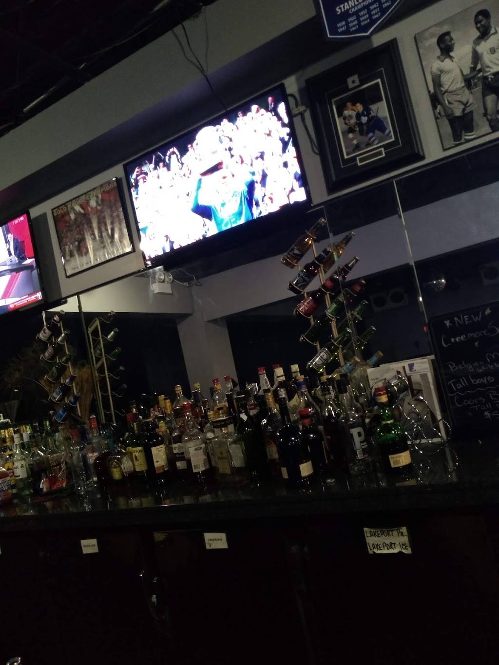 Get Together Bar & Grille | restaurant | 253 Kenilworth Ave N, Hamilton, ON L8H 4S6, Canada | 9055441950 OR +1 905-544-1950