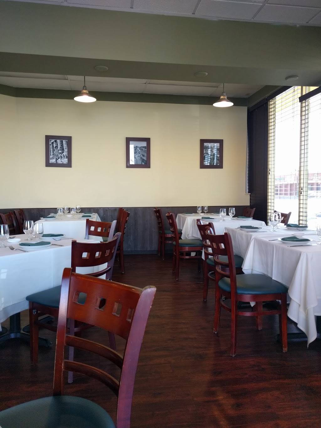 Elia Authentic Greek Taverna | restaurant | 4226 S Durango Dr, Las Vegas, NV 89147, USA | 7022845599 OR +1 702-284-5599