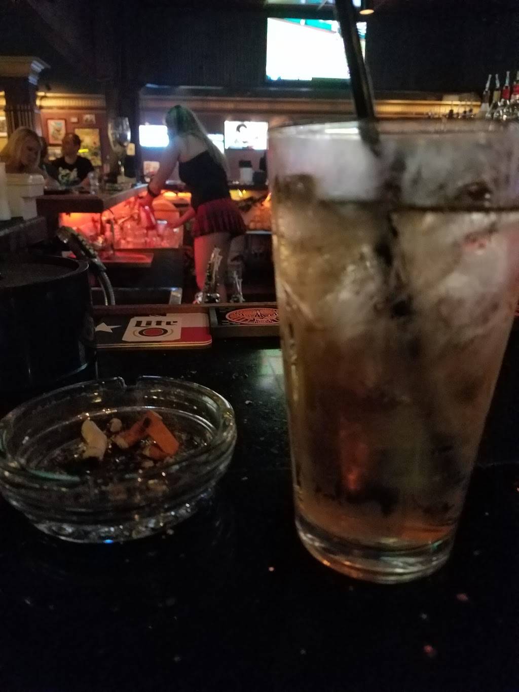 Fast Eddies Billiards Beaumont | restaurant | 6410 Phelan Blvd, Beaumont, TX 77706, USA | 4094979702 OR +1 409-497-9702