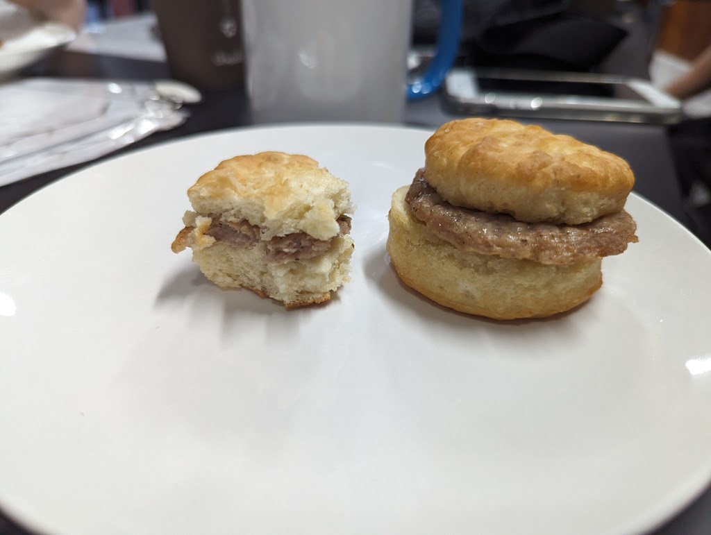 Puff-N-Stuff Plus | cafe | 466 Navajo Blvd On, U.S. Rt. 66, Holbrook, AZ 86025, USA | 9283800490 OR +1 928-380-0490