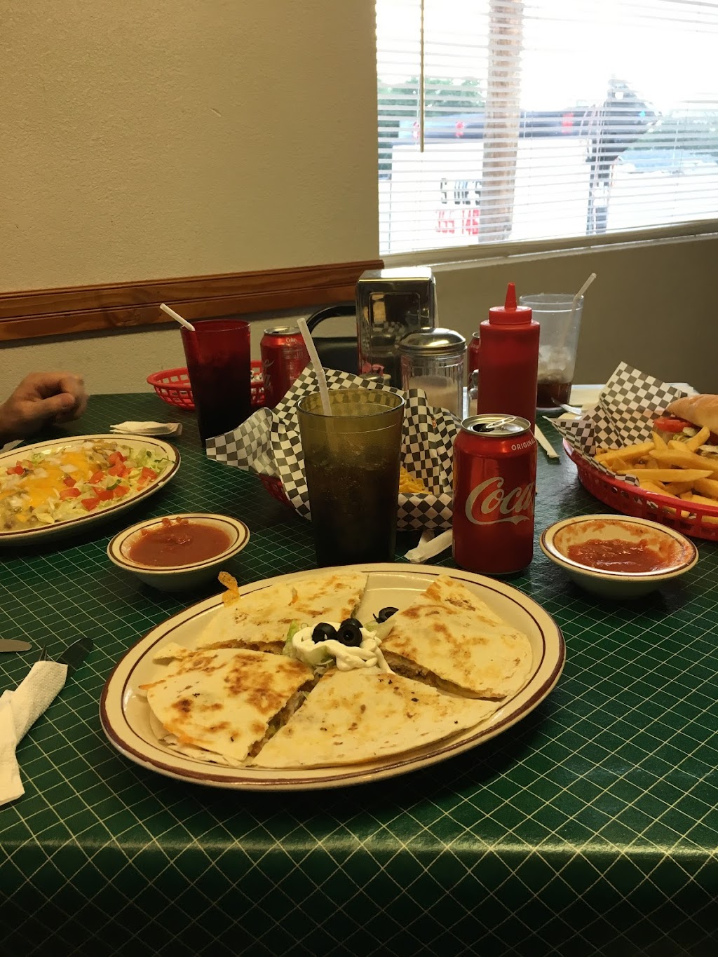 Sadies Frontier Restaurant | restaurant | 1112 Sumner Ave, Fort Sumner, NM 88119, USA | 5753551461 OR +1 575-355-1461