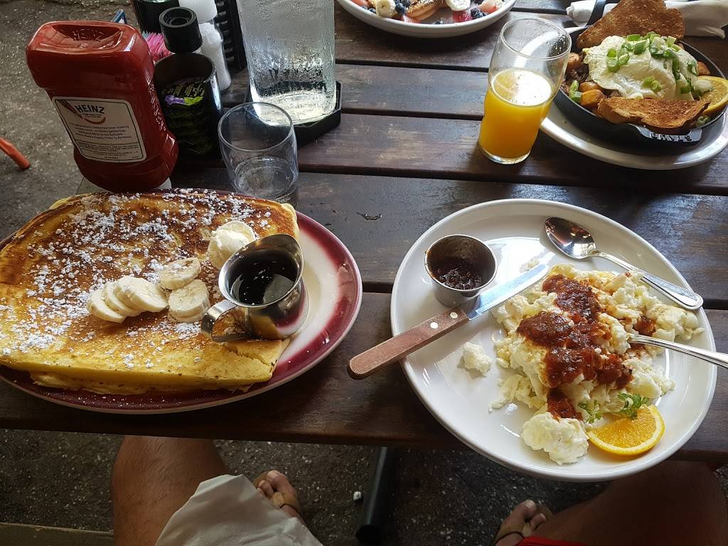 Barnabys Cafe | restaurant | 604 Fairview St, Houston, TX 77006, USA | 7135220106 OR +1 713-522-0106