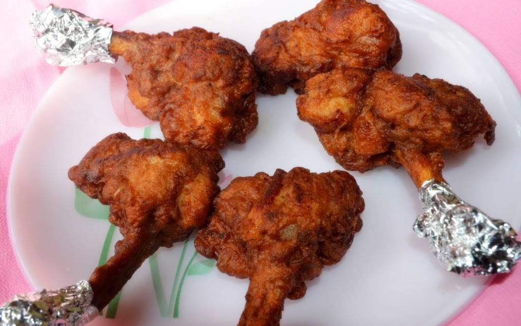 Salt & Pepper | restaurant | 35 Brunel Rd #4, Mississauga, ON L4Z 3E8, Canada | 9055689900 OR +1 905-568-9900