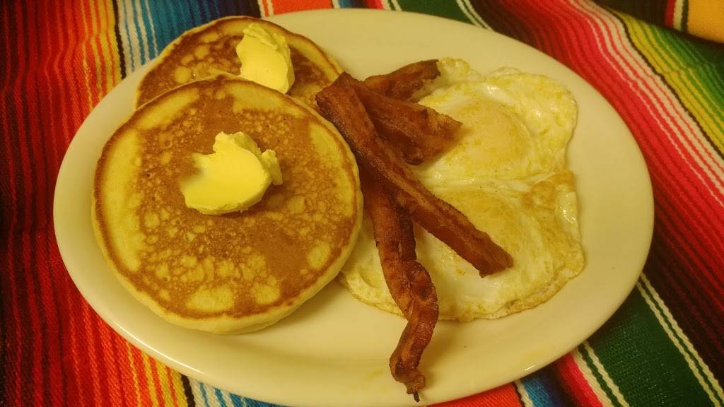 Lulus | restaurant | 1234 Newport Ave, Dallas, TX 75224, USA | 2143391661 OR +1 214-339-1661