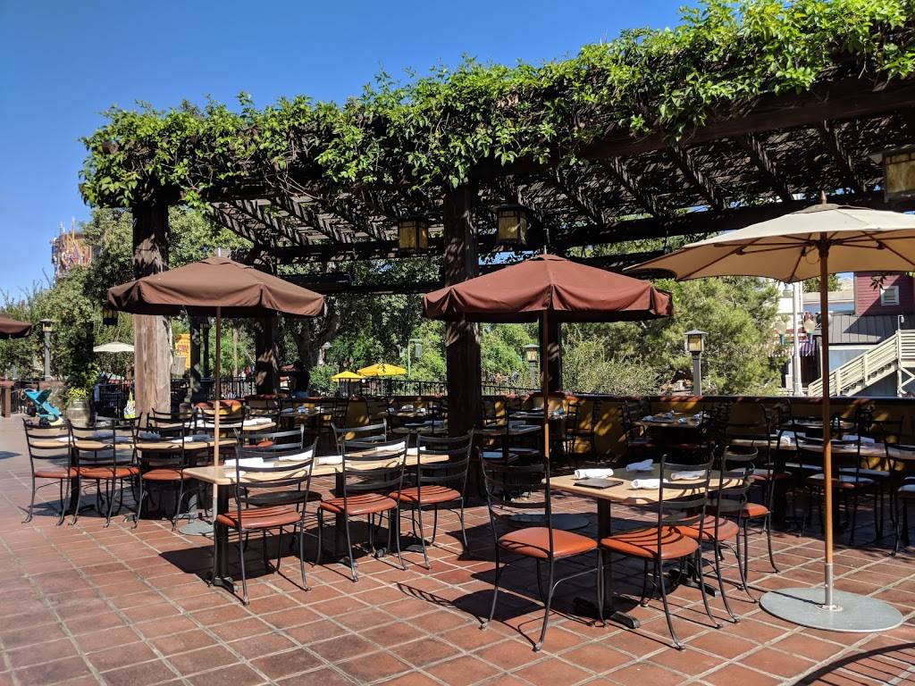 Wine Country Trattoria | restaurant | 1313 S, Disneyland Dr, Anaheim, CA 92802, USA | 7147813463 OR +1 714-781-3463