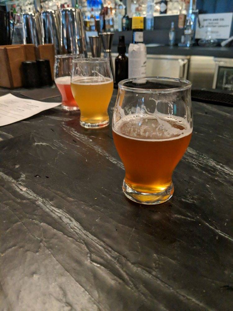 Smith & Co. | restaurant | 644 Selden St, Detroit, MI 48201, USA | 3139747100 OR +1 313-974-7100