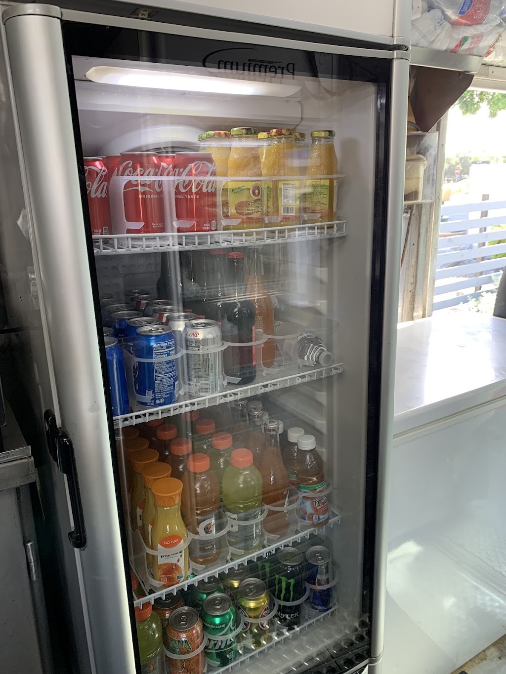 FRITANGA TRUCK | meal takeaway | 165 NW 192nd St, Miami Gardens, FL 33169, USA | 7866957152 OR +1 786-695-7152