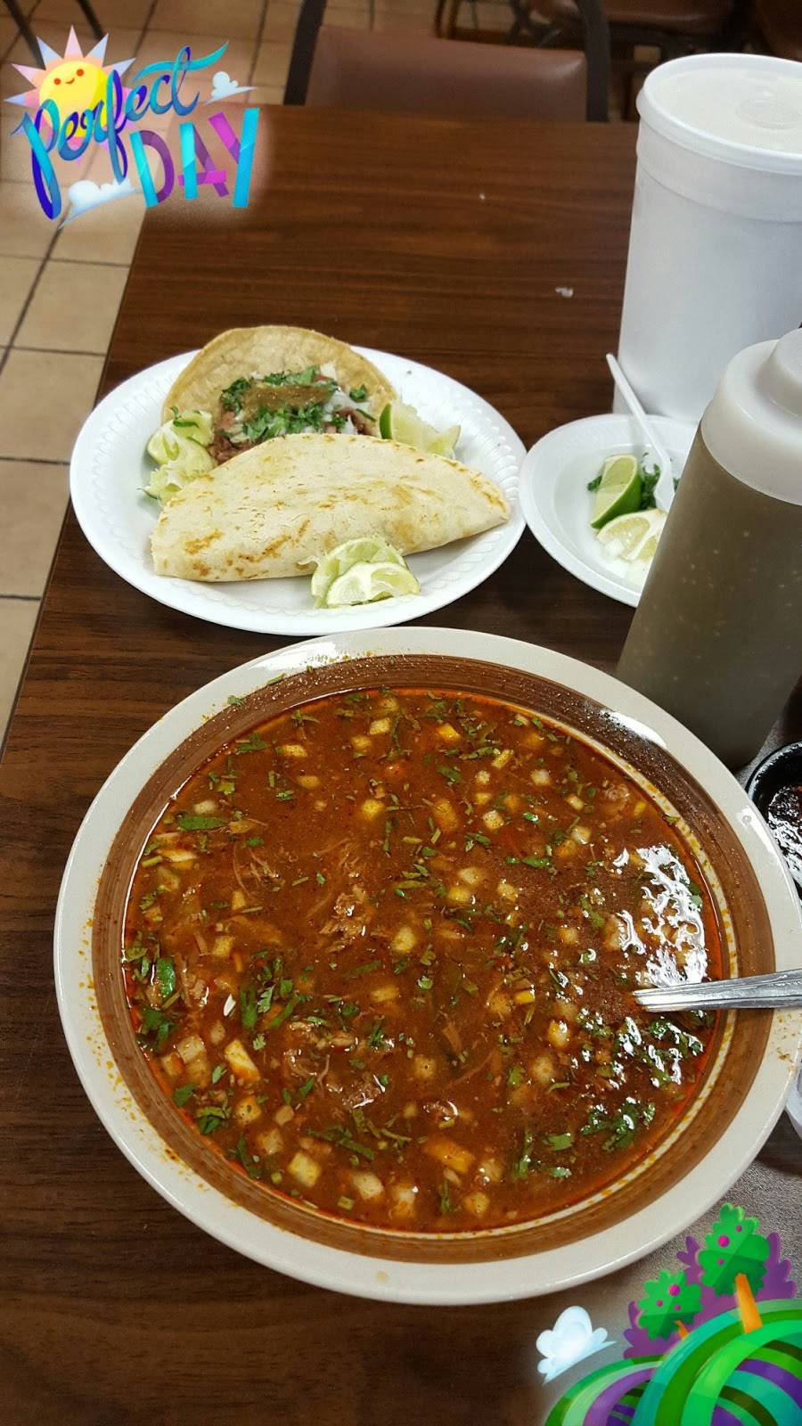 Lucas Tacos | restaurant | 1150 W Pioneer Dr, Irving, TX 75061, USA | 9722036770 OR +1 972-203-6770