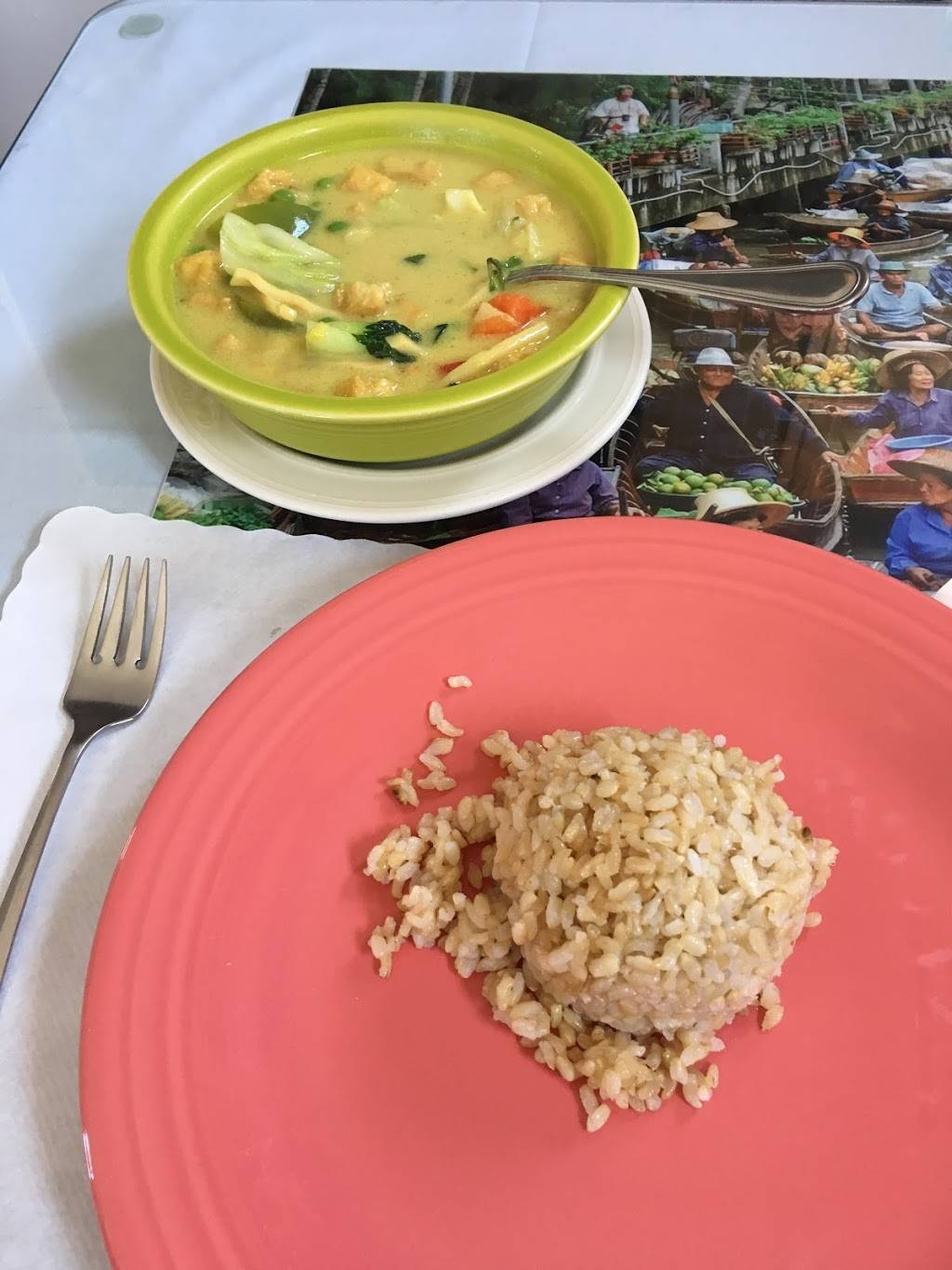 E-Saan Thai House | restaurant | 18629 CA-12, Sonoma, CA 95476, USA | 7079399077 OR +1 707-939-9077