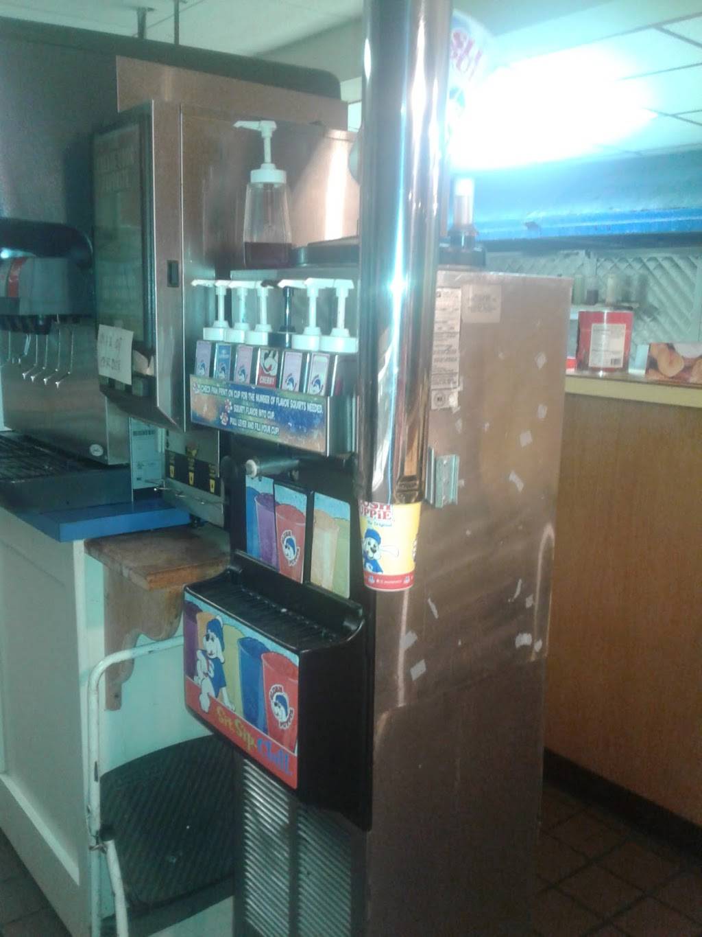 Royal Drive - In | restaurant | 17263 Boot Jack Rd, Ridgway, PA 15853, USA | 8147722044 OR +1 814-772-2044