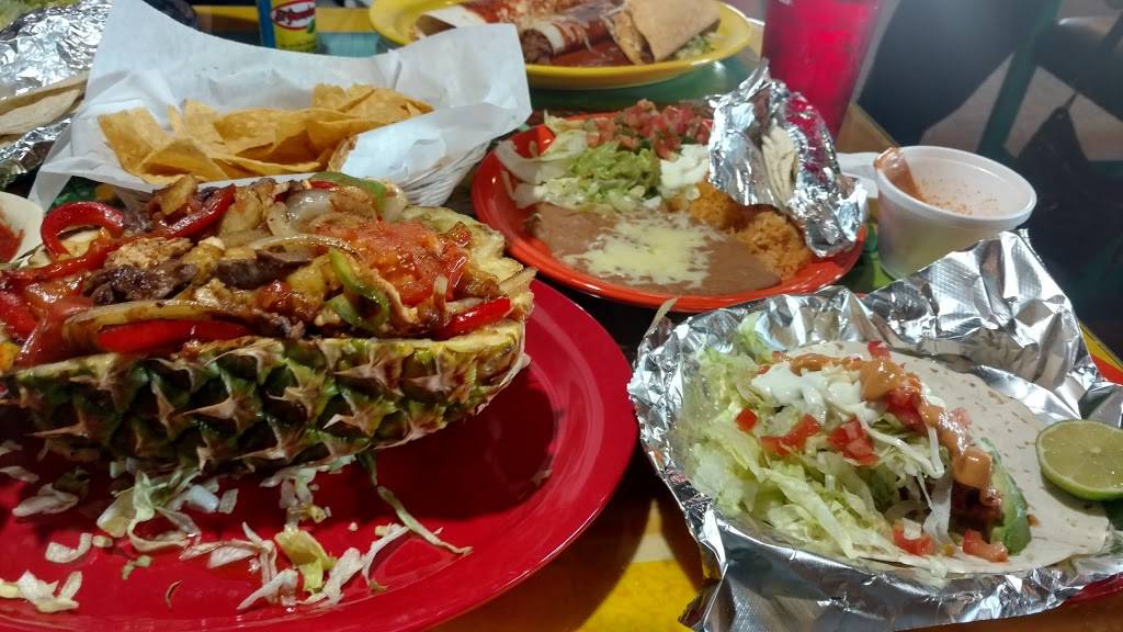 Los Tres Amigos East Lansing | restaurant | 1227 E Grand River Ave, East Lansing, MI 48823, USA | 5178535800 OR +1 517-853-5800