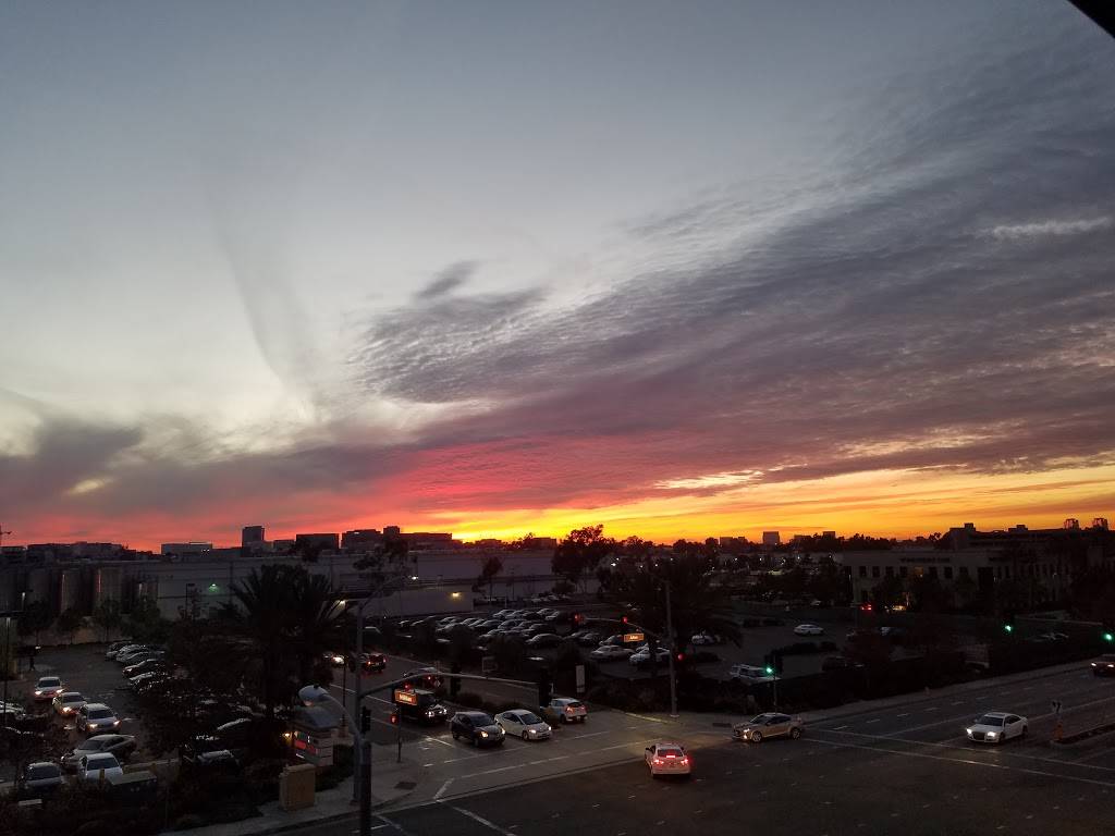 Chipotle Mexican Grill | restaurant | 25523 Marguerite Pkwy Ste A, Mission Viejo, CA 92692, USA | 9494202316 OR +1 949-420-2316