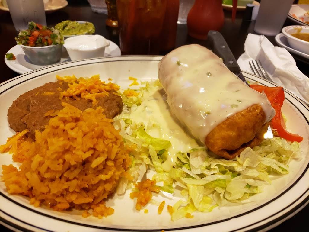 Howards Charro Cafe | restaurant | 4443 S 13th St, Omaha, NE 68107, USA | 4027313776 OR +1 402-731-3776