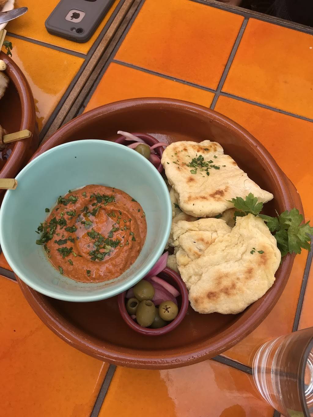 Sage Mindful Meals & Elixirs | restaurant | 217 E Matilija St, Ojai, CA 93023, USA | 8056469204 OR +1 805-646-9204