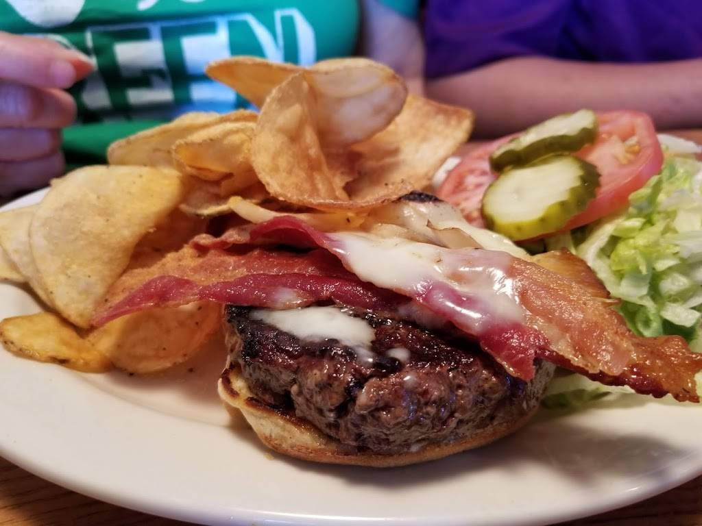 Wild Wing Cafe | cafe | 7900 Brier Creek Pkwy, Raleigh, NC 27617, USA | 9199572000 OR +1 919-957-2000