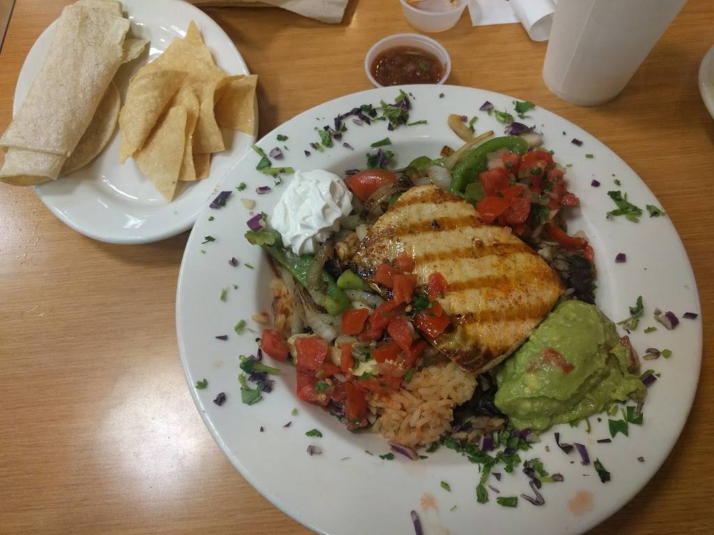 Sharkys Woodfired Mexican Grill | restaurant | 1930 Newbury Rd, Newbury Park, CA 91320, USA | 8053761404 OR +1 805-376-1404