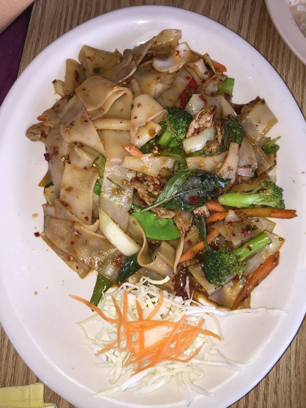 Noodle Swing Thai Cafe | restaurant | 2717 Cross Timbers Rd #400, Flower Mound, TX 75028, USA | 9723559799 OR +1 972-355-9799