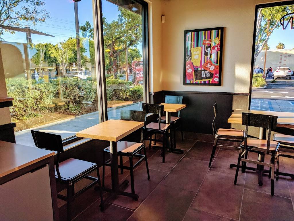 Taco Bell | meal takeaway | 40660 Grimmer Blvd, Fremont, CA 94538, USA | 5108240265 OR +1 510-824-0265