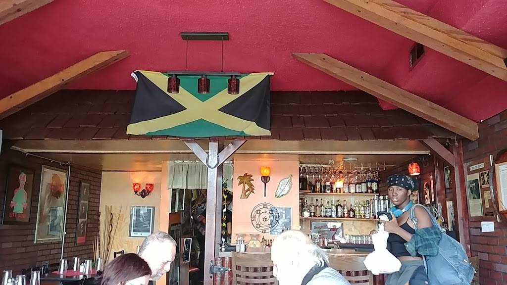 De Palm Tree Restaurant | restaurant | 8631 Olive Blvd, St. Louis, MO 63132, USA | 3144325171 OR +1 314-432-5171