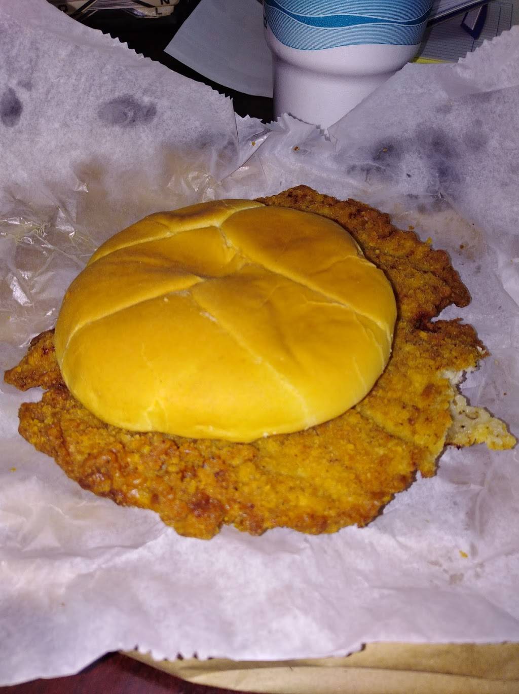 Burger Bank | restaurant | 1617 S Weinbach Ave, Evansville, IN 47714, USA | 8124752265 OR +1 812-475-2265