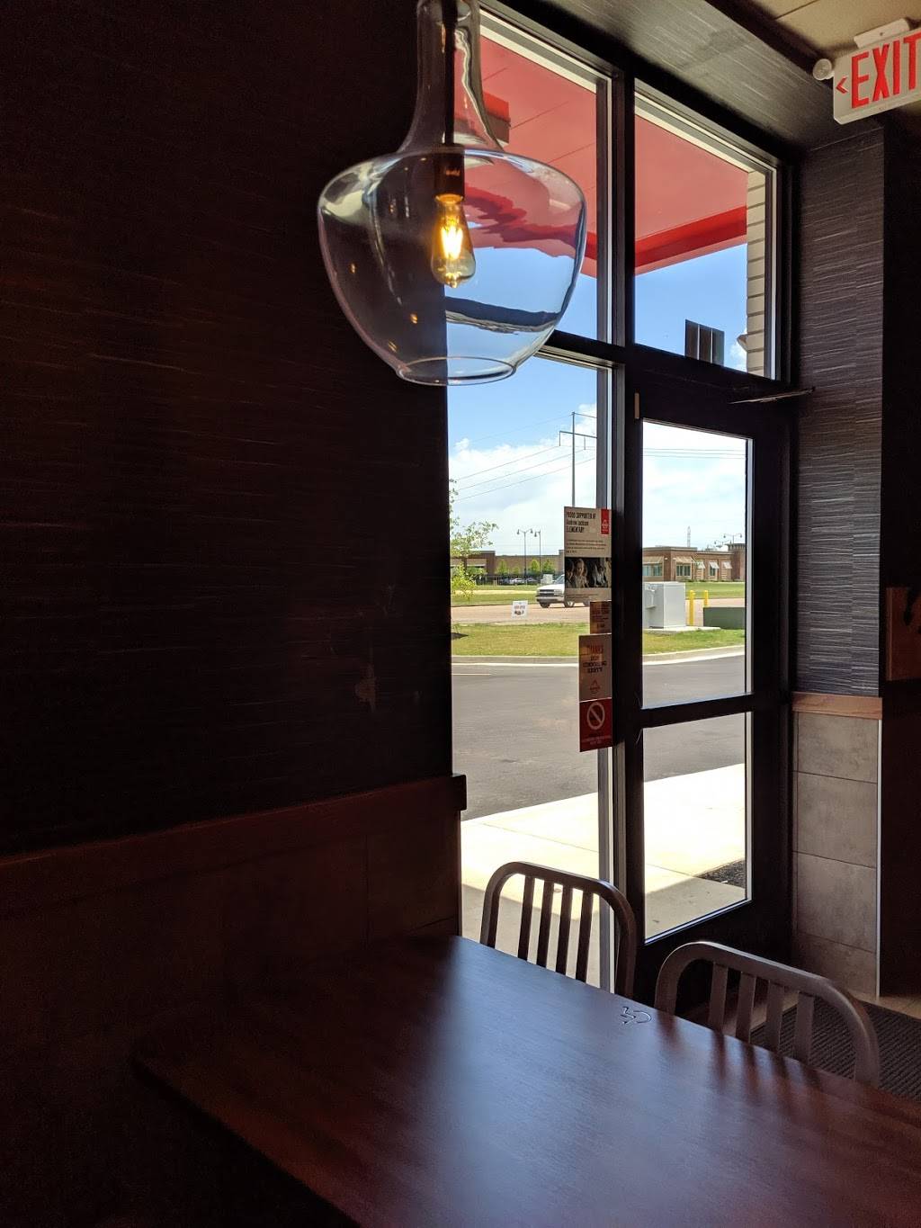 Arbys | restaurant | 219 Parkstone Pl, Jackson, TN 38305, USA | 7314230985 OR +1 731-423-0985