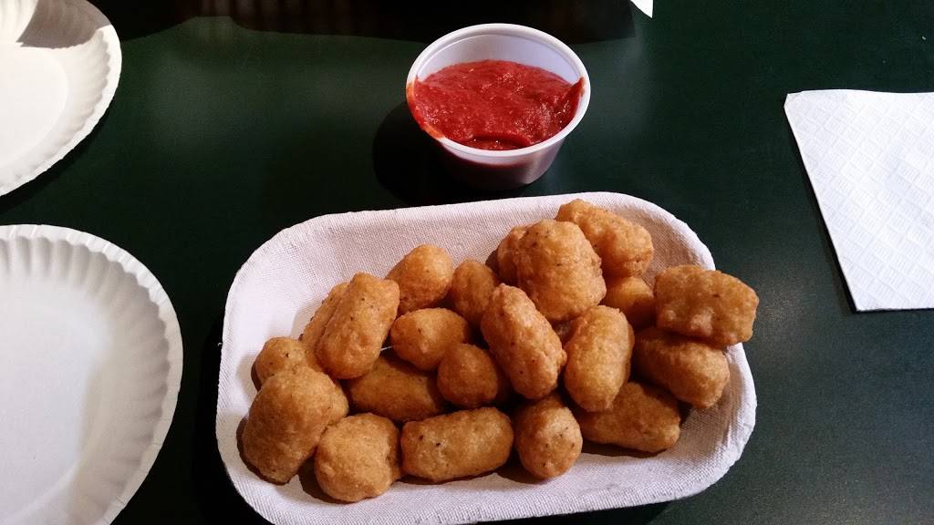 Major Goolsbys | restaurant | 340 W Kilbourn Ave, Milwaukee, WI 53203, USA | 4142713414 OR +1 414-271-3414