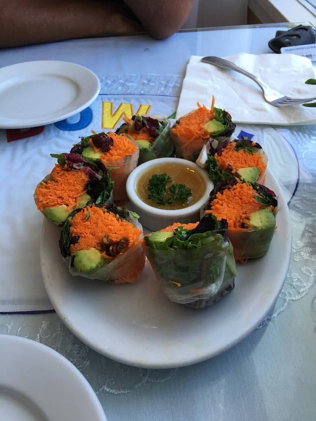 Pearl of the Ocean | restaurant | 736 Water St, Santa Cruz, CA 95060, USA | 8314572350 OR +1 831-457-2350