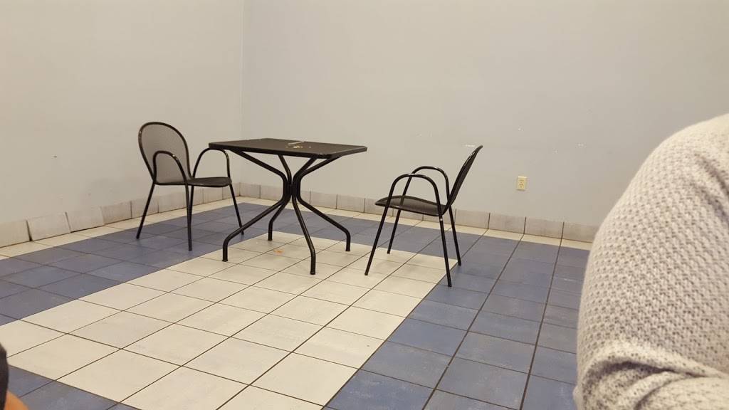 Subway Restaurants | restaurant | 6150 Interstate Hwy 10, Exit 601, Sun Mart, Seguin, TX 78155, USA | 8304202234 OR +1 830-420-2234