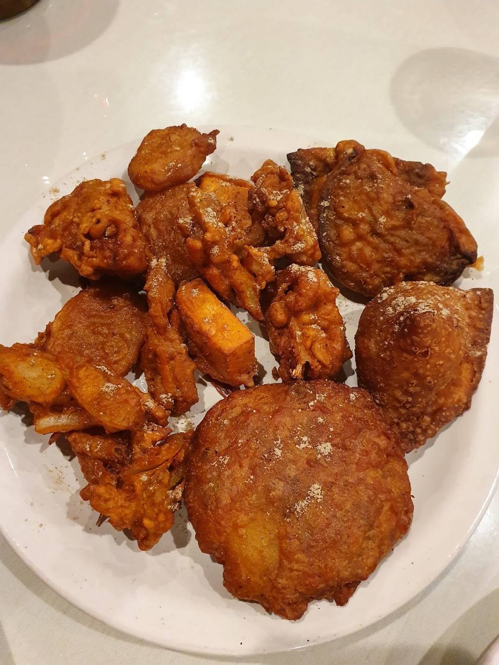 India House Restaurant | restaurant | 998 S Clinton Ave, Rochester, NY 14620, USA | 5854610880 OR +1 585-461-0880