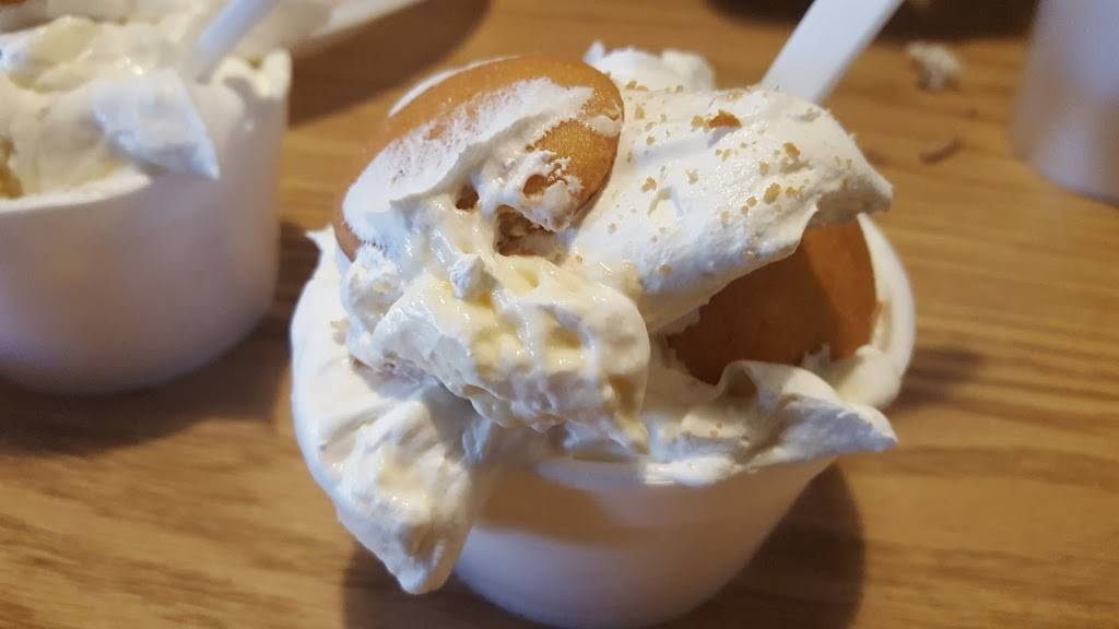 Amos BBQ & Biscuits | restaurant | 697 Hightower Rd, Ball Ground, GA 30107, USA | 7708893866 OR +1 770-889-3866