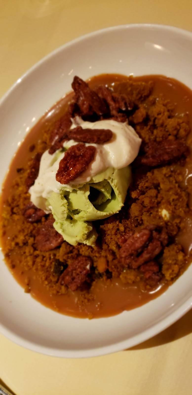 Henrys Steakhouse | restaurant | 1 Red Hawk Pkwy, Placerville, CA 95667, USA | 5306777000 OR +1 530-677-7000