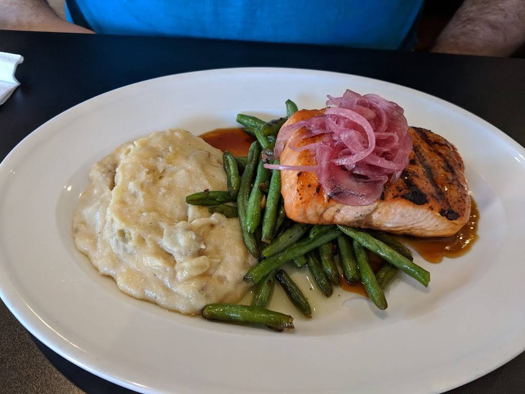 Hotel Audubon Grill & Bar | restaurant | 9 N Main St, Ste. Genevieve, MO 63670, USA | 5738832479 OR +1 573-883-2479