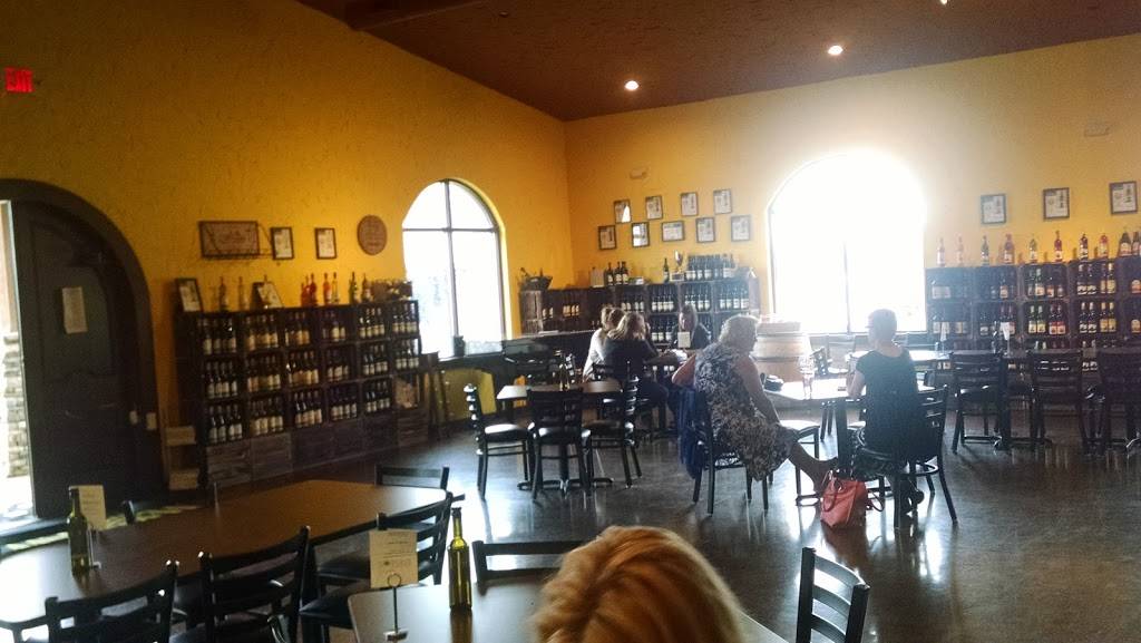 Mackinaw Trail Winery & Brewery - Petoskey | restaurant | 3423 US-131, Petoskey, MI 49770, USA | 2314871910 OR +1 231-487-1910