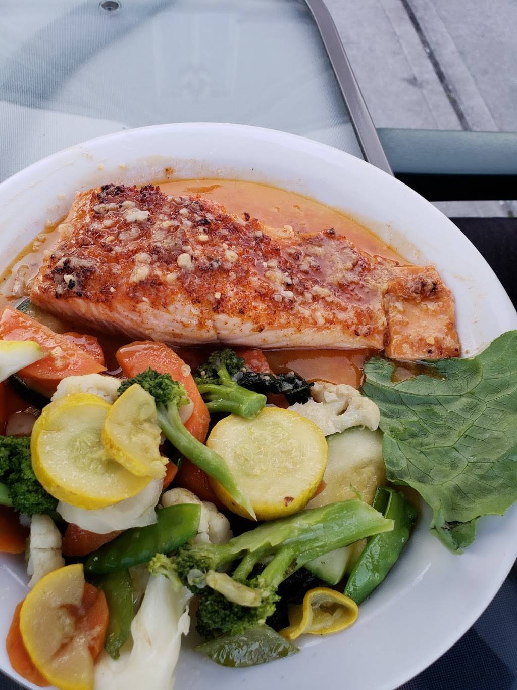 Bayhouse | restaurant | 155-57 Bayview Ave, Rosedale, NY 11422, USA | 7185277575 OR +1 718-527-7575