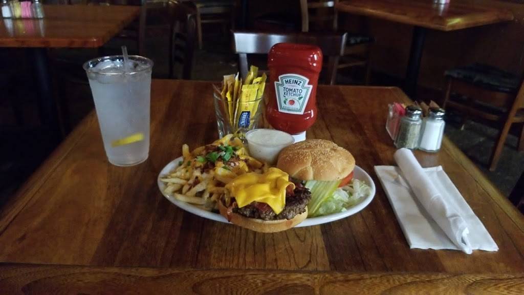 The Stables Downtown Grill | restaurant | 206 N Spring St, Tupelo, MS 38804, USA | 6628401100 OR +1 662-840-1100