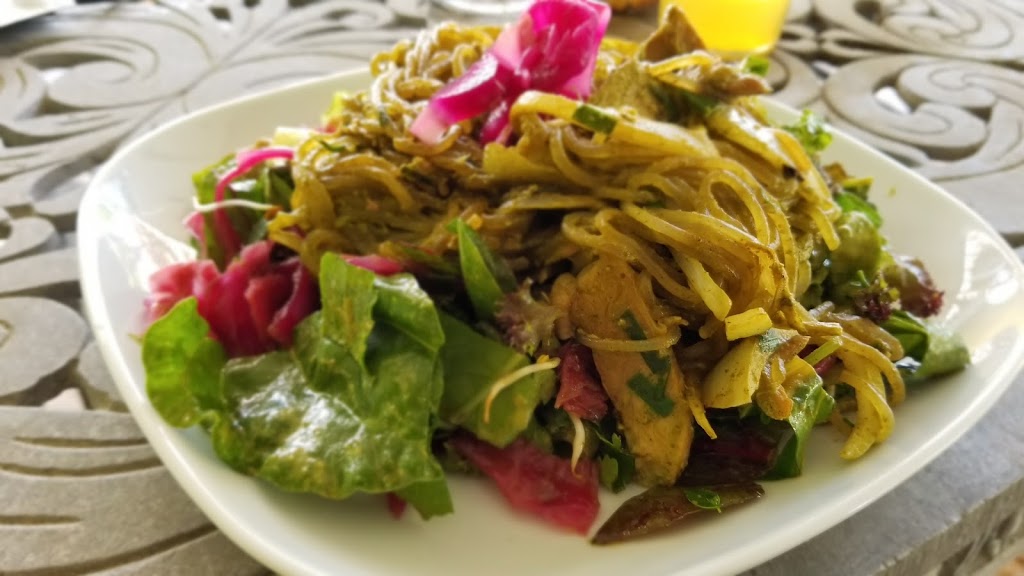 Living Food Bakery & Cafe | cafe | 38201 10th Ave, Zephyrhills, FL 33542, USA | 8137150622 OR +1 813-715-0622