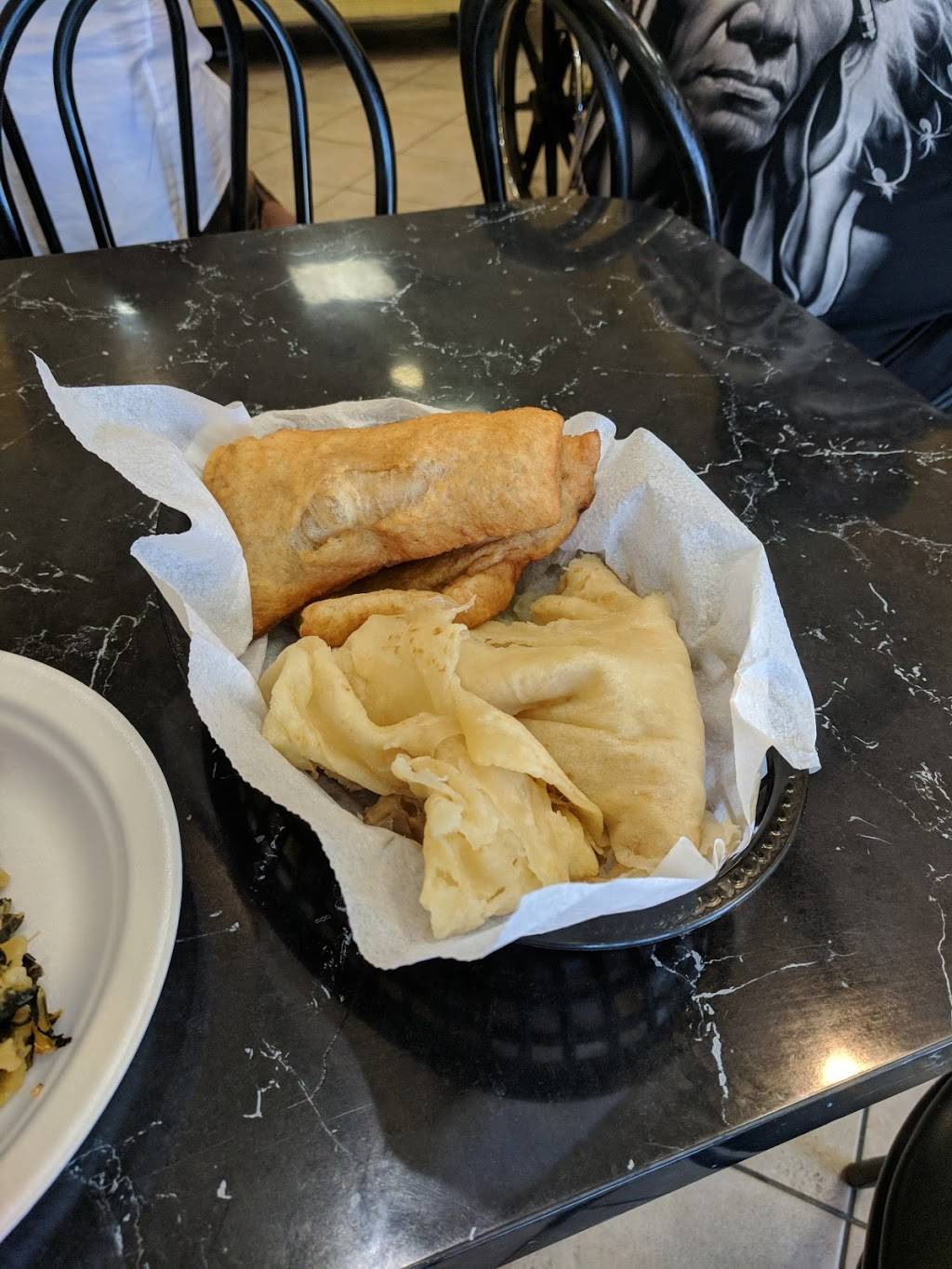 Roti Roti Family Restaurant | restaurant | 979 Albion Rd, Etobicoke, ON M9V 1A6, Canada | 4167459208 OR +1 416-745-9208