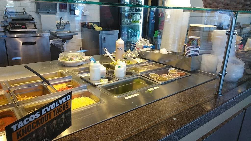 QDOBA Mexican Eats | restaurant | 1417 N Wauwatosa Ave, Milwaukee, WI 53213, USA | 4147558001 OR +1 414-755-8001