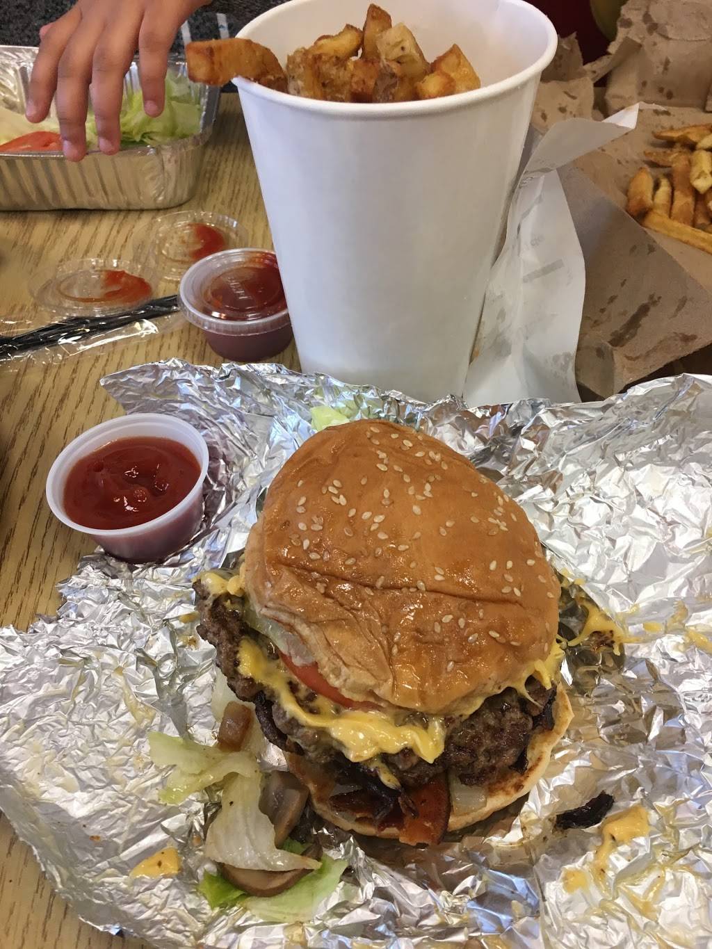 Five Guys | meal takeaway | 815 Hutchinson River Pkwy, Bronx, NY 10465, USA | 9293246301 OR +1 929-324-6301