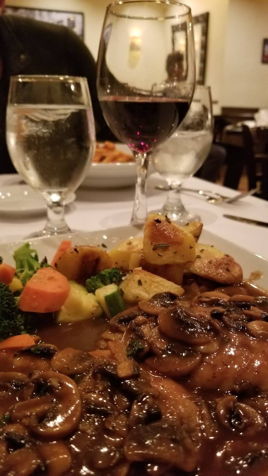 Spumoni Trattoria & Pizzeria | restaurant | 1101 Aviation Blvd, Hermosa Beach, CA 90254, USA | 4243042421 OR +1 424-304-2421