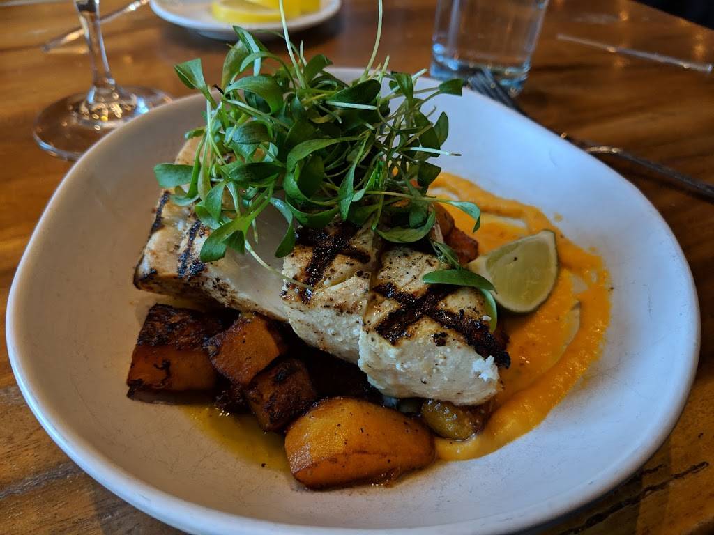 Cervéjaria | restaurant | 540 Rue DAvaugour Suite 1600, Boucherville, QC J4B 0G6, Canada | 4509063444 OR +1 450-906-3444