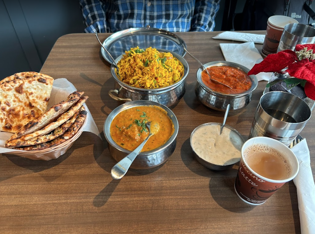 Naan Point | restaurant | 851 Cherry Ave #6, San Bruno, CA 94066, USA | 6506364447 OR +1 650-636-4447