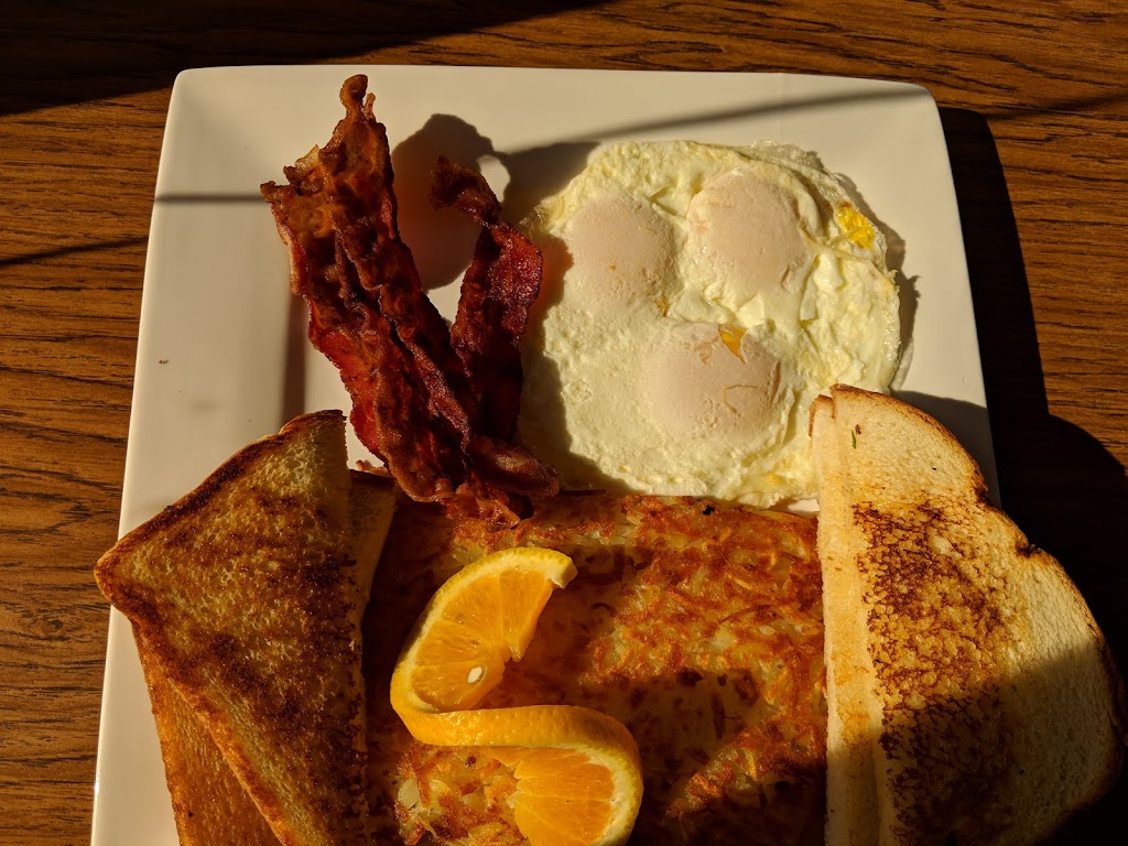 Rivers by Eds Mudville | restaurant | 245 Lakeshore Dr, Pateros, WA 98846, USA | 5099239570 OR +1 509-923-9570