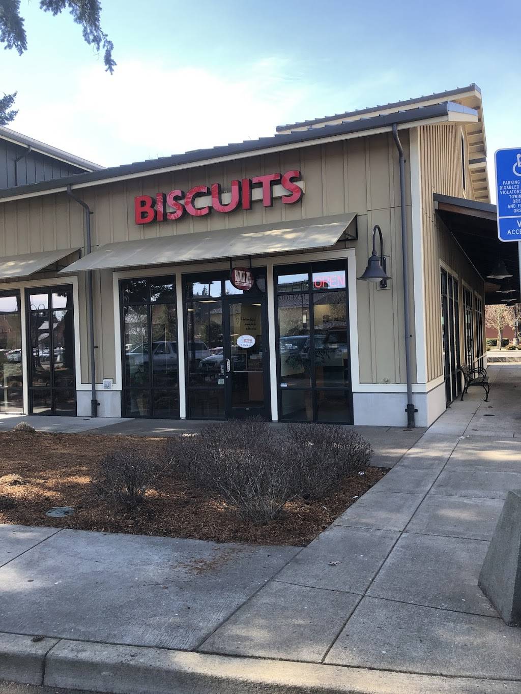 Biscuits Cafe | restaurant | 30020 SW Boones Ferry Rd #16, Wilsonville, OR 97070, USA | 5038553022 OR +1 503-855-3022